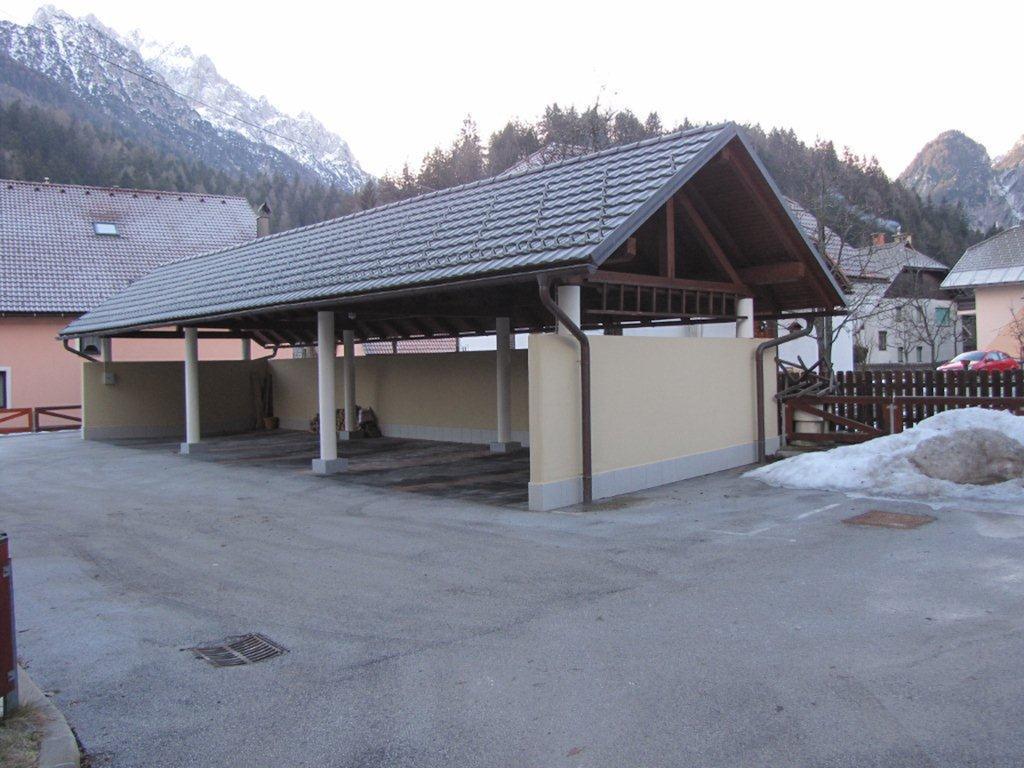 Apartment Mojstrovka With Terrace In City Center Kranjska Gora Ruang foto